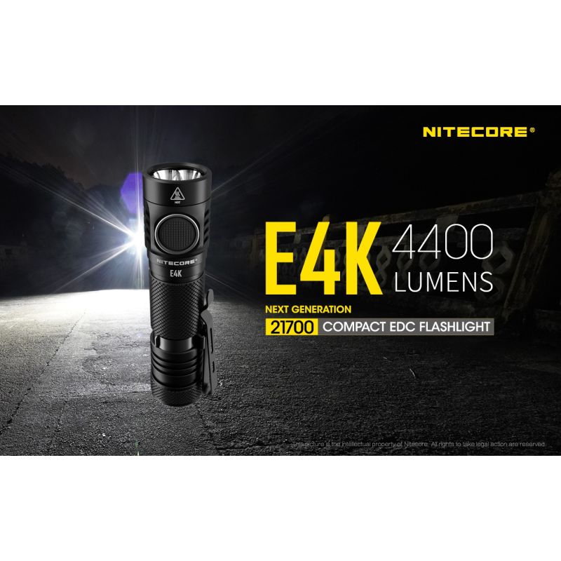 Nitecore E4K lommelykt innovativ bærbar med 4400 lumen 21700 batteri IP68 værbestandig perfekt for utendørsbruk