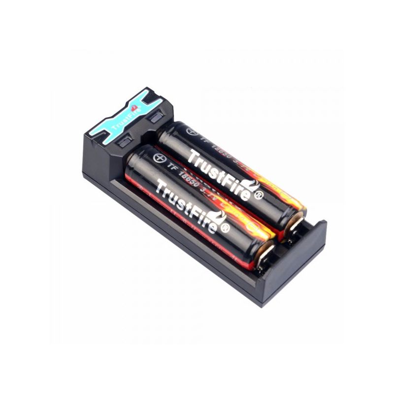 TrustFire TR-016 Micro USB batterilader kompakt lader med tre-trinns lading for optimal ytelse og batterilevetid