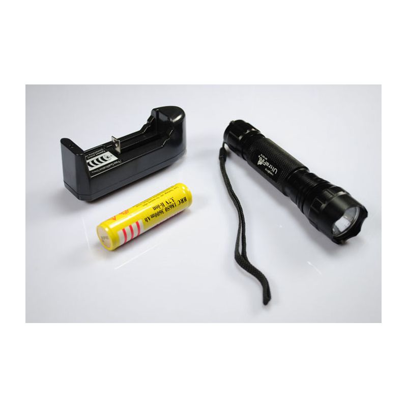 Ultrafire WF-501B XML U2 LED lommelykt 1300 lumen svart bærbar lyskilde oppladbart 18650 batteri innkludert