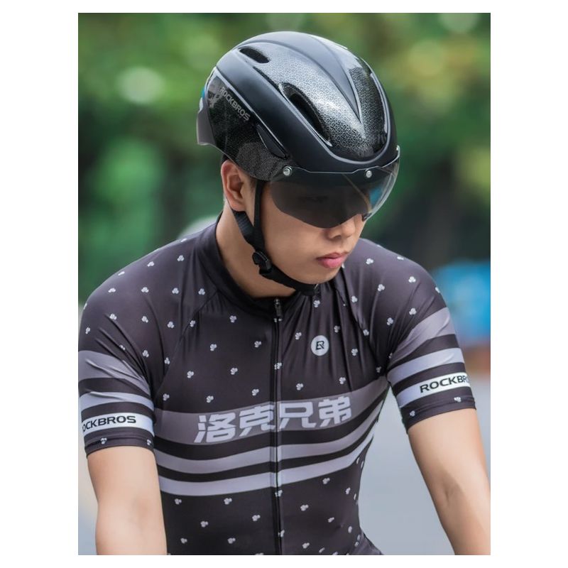 ROCKBROS Sykkelhjelm med Sykkel LED-lys Ultralett Design for Synlighet og Komfortabel Sykkelsikkerhet