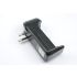 UltraFire enkeltcellelader for 18650 16340 AA AAA CR123A batterier med global AC110V-240V og kompakt design