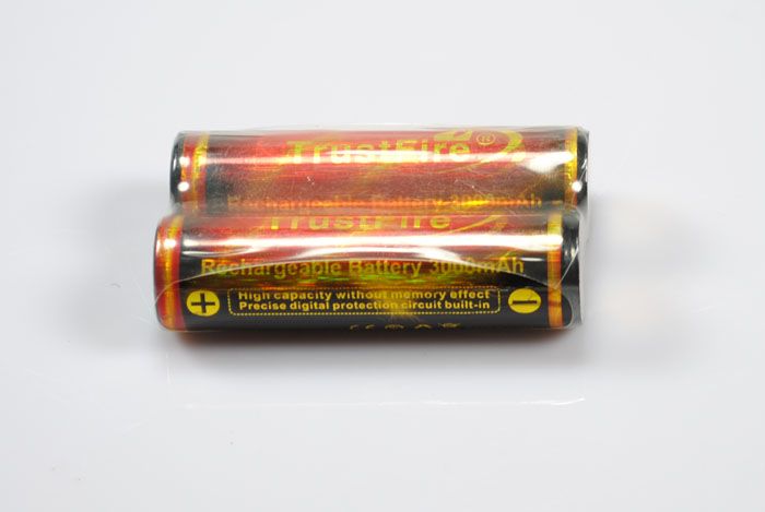 TrustFire 18650 Beskyttet 3000mAh Li-ion Oppladbart Batteri Høy Kapasitet Sikker Strømkilde for Dingser