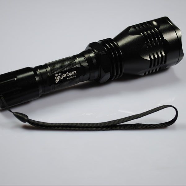 UniqueFire HS-802 Rødt lys lang rekkevidde LED-lommelykt for camping, fotturer, dyrelivsobservasjon 500 meters stråle