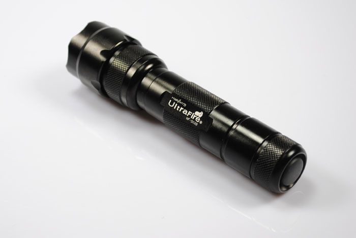 UltraFire WF-502B T6 LED 1200 Lumens Lommelykt Slitesterk 5-Modus Camping- og Nødlys Pålitelig Belysning