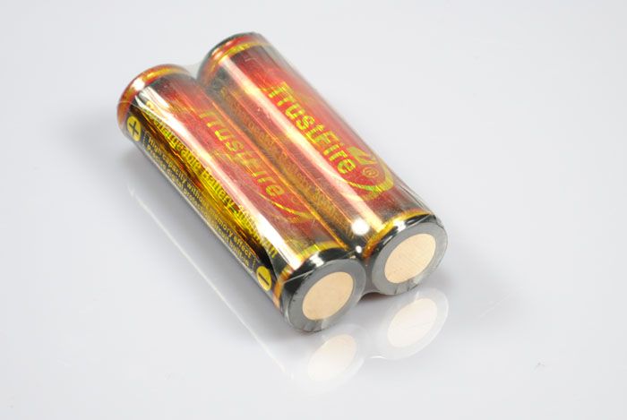 TrustFire 18650 Beskyttet 3000mAh Li-ion Oppladbart Batteri Høy Kapasitet Sikker Strømkilde for Dingser
