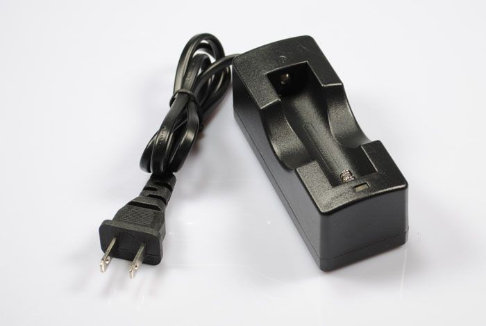 Single 18650 oppladbar UltraFire-lader, trygg, effektiv, kompakt, lettvekt batterilader for teknologientusiaster
