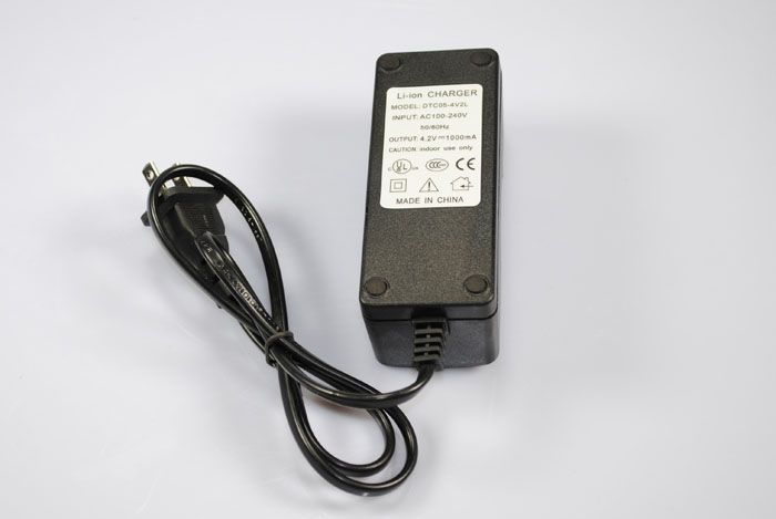 Effektiv enkel 26650 Li-Ion oppladbar UltraFire-lader kompakt reiseløsning for lommelykter og vaping