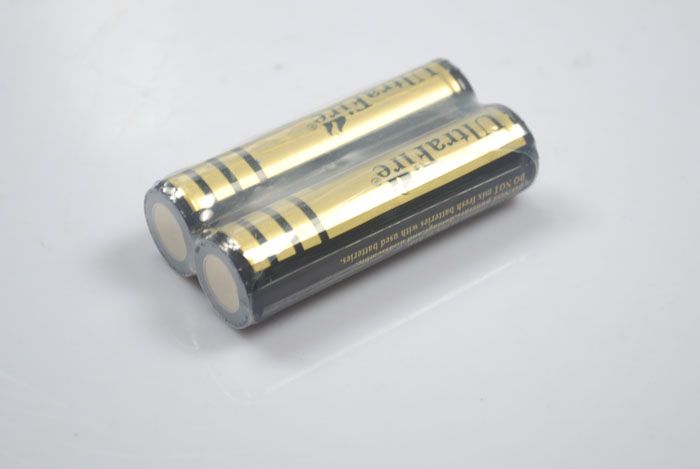 Ultrafire BRC 18650 Oppladbart Li-ion-batteri 4000mAh Høy kapasitet Rask lading for utendørsenheter