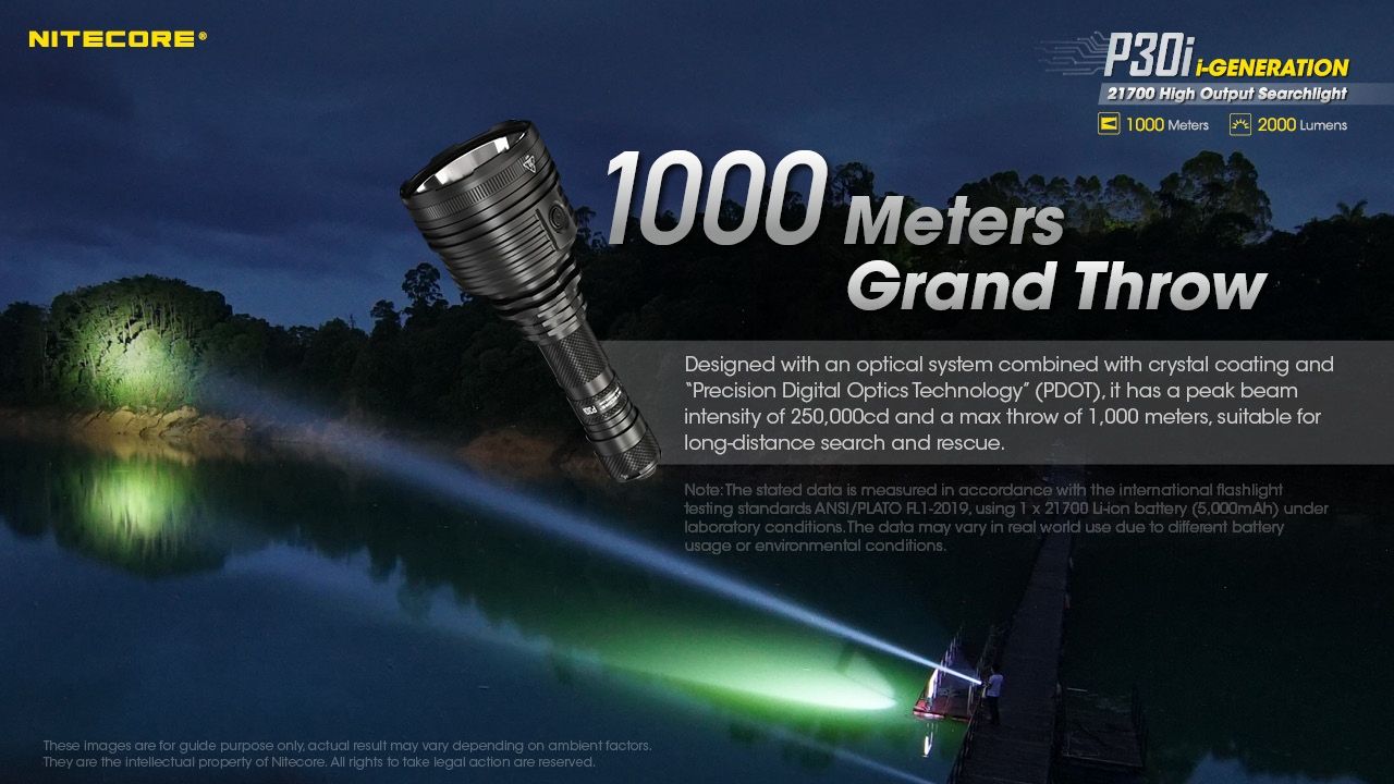 Utforsk Nitecore P30i taktisk lommelykt XHP35 HI LED 2000 lumen med 1000 meters stråle, robust utendørsbelysning