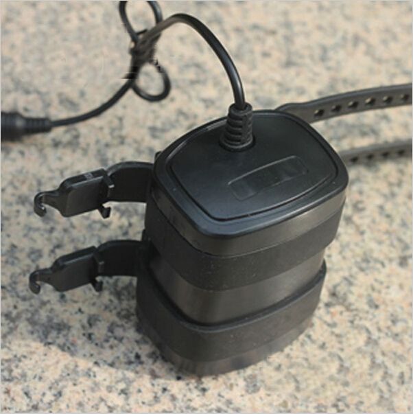 Oppladbart 8.4V 8000mAh Li-ion batteripakke vanntett sykkellys- hodelykt batteri for nattlige eventyr