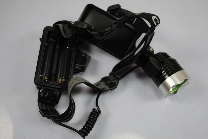 UltraFire A1 1200 lumen Høyeffekts T6 LED-hodelykt med 3 moduser, lett og vanntett for utendørs