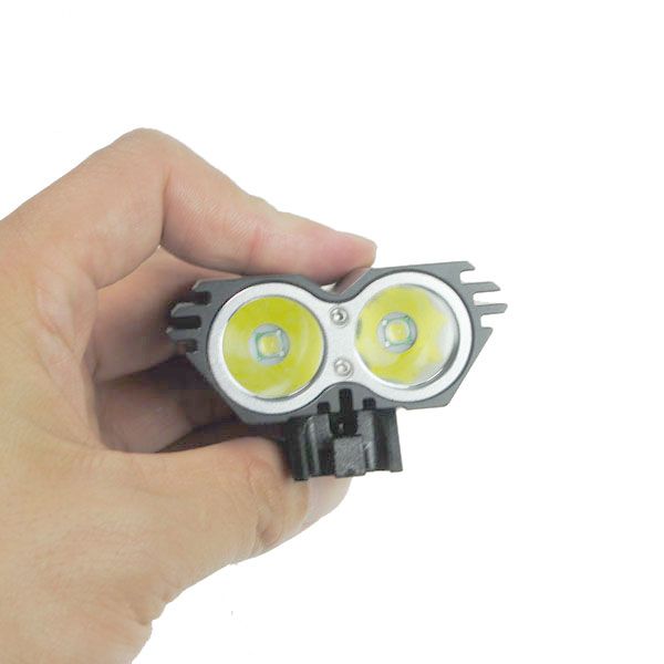 Solarstorm X2 LED sykkellys 2000 lumens optimal synlighet vanntett IP65 for nattlig sykkelopplevelse svart